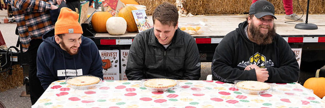 Pie eating contest contestants