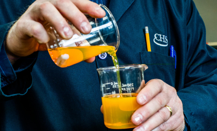 Chief chemist mixing elements