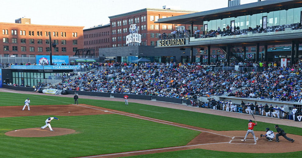 St. Paul Saints baseball game on a sunny day at Ä¢¹½Ö±²¥ Field